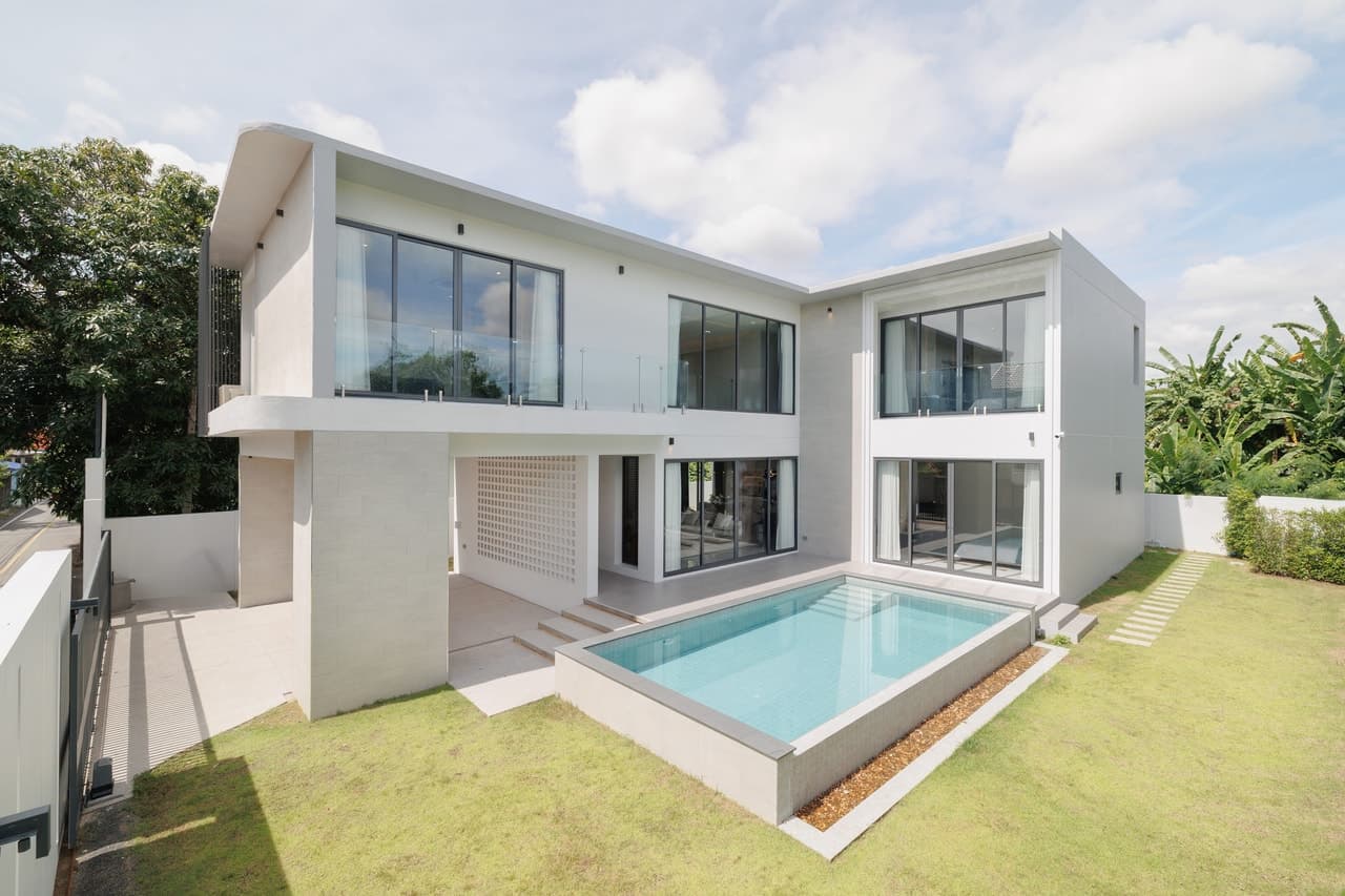 บ้านหรูพูลวิลล่าพร้อมอยู่ | Fully Furnished